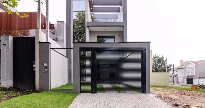 Casa Sobrado em Pineville, Pinhais/PR