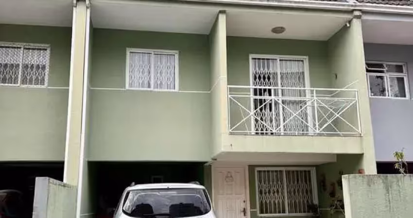 Casa Triplex no Guaíra, Curitiba/PR