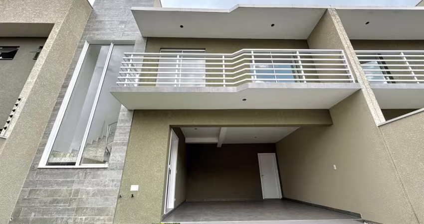 Sobrado Moderno de 149 m² com 3 Quartos no Cidade Jardim em São José dos Pinhais
