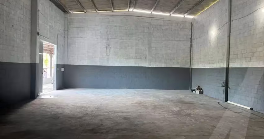 Galpão para locação na br 324 km 600 com 280m próximo simões filho