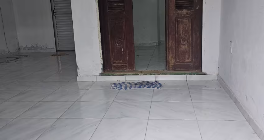 Alugo uma excelente Casa Jardim América