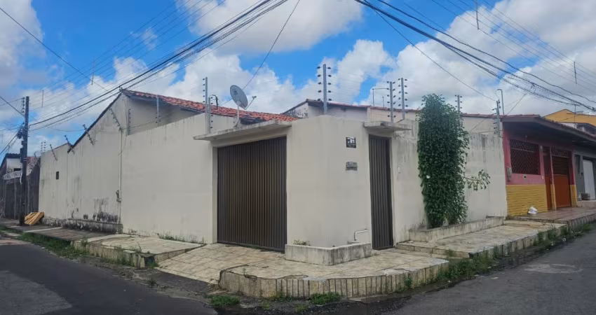Linda Casa Mobiliada
