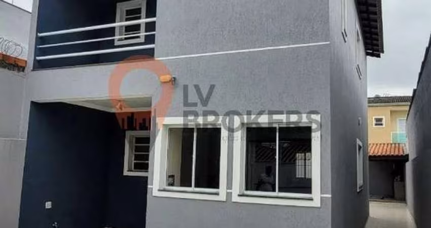 Imperdível oportunidade! Casa à venda em Suzano-SP, Jardim Quaresmeira II, 3 quartos, 1 suite, 2 salas, 3 banheiros, 4 vagas de garagem, 130m².