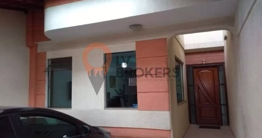 Imperdível! Casa à venda em Mogi das Cruzes-SP, Vila Nova Socorro. 3 quartos, 1 suite, 2 salas, 3 banheiros, 2 vagas, 200m².