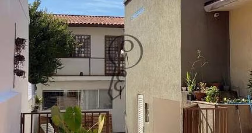 Casa de 3 dormitórios e casa nos fundos com 3 vagas de garagem, Jardim da Glória, São Paulo, SP