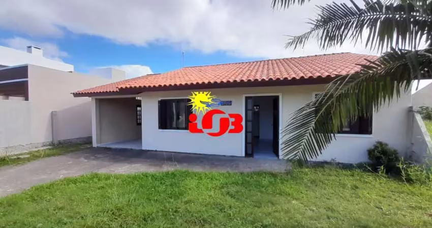 Casa a venda 03 dormitórios no centro de Imbé-RS!