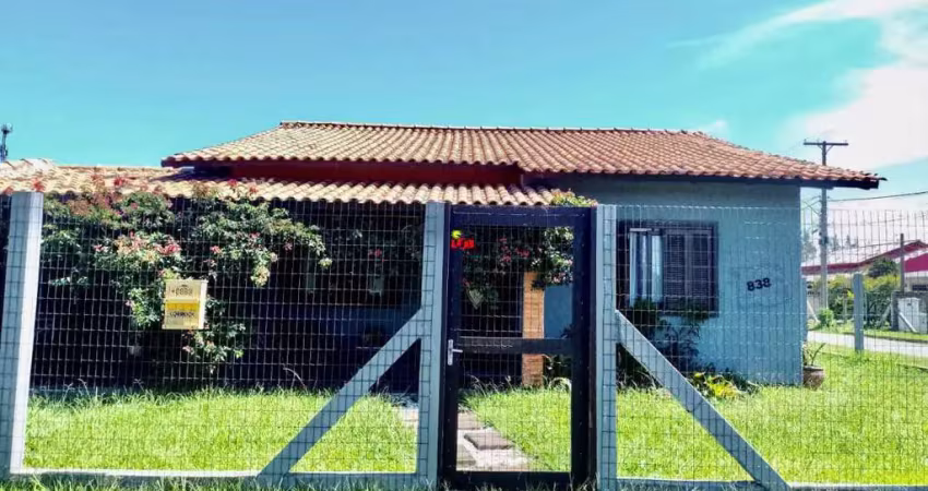 Casa com 3 quartos à venda na Zona Nova, Tramandaí 