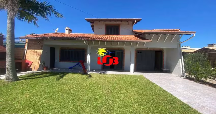 Amplo sobrado na praia de Imbé!