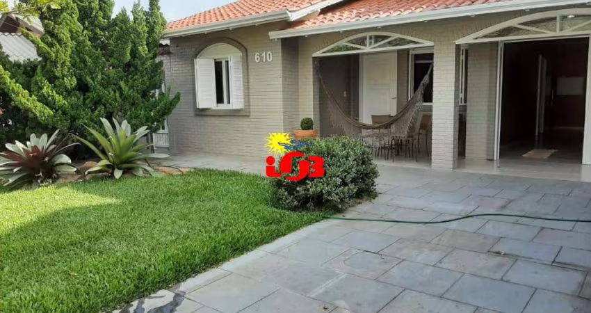 Casa BOA em ótima região para se morar ou veranear!