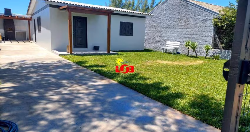 Casa à venda em  Mariluz/Imbé - REGIÃO PRIVILIGIADA
