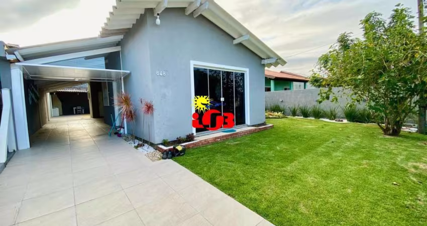 Casa com piscina e anexo!