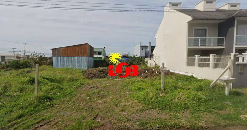 Terreno ao lado de avenida principal no centro de Imbé-RS!
