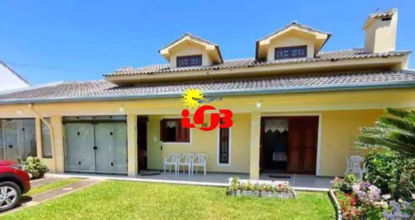 Belíssima residência no balneário nordeste/ imbé próximo do  mar.