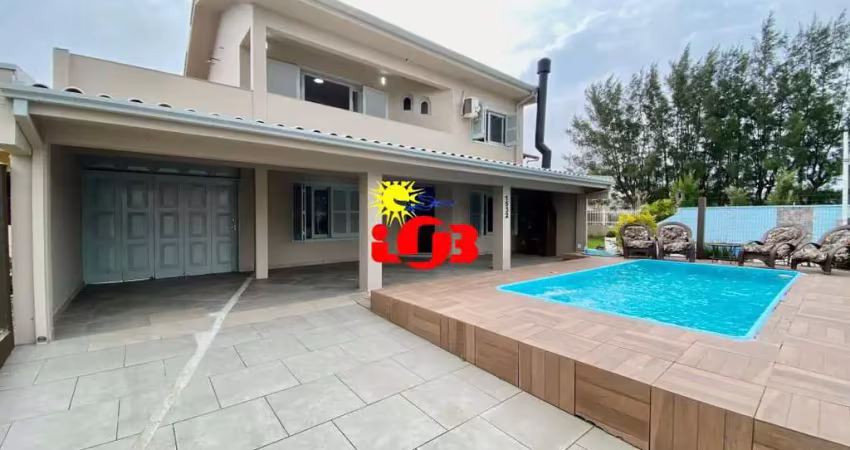 Casa com 5 quartos à venda na Zona Nova, Tramandaí 