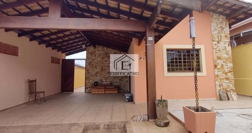 Casa para Locação em Pindamonhangaba, Campo Belo, 3 dormitórios, 1 banheiro, 2 vagas
