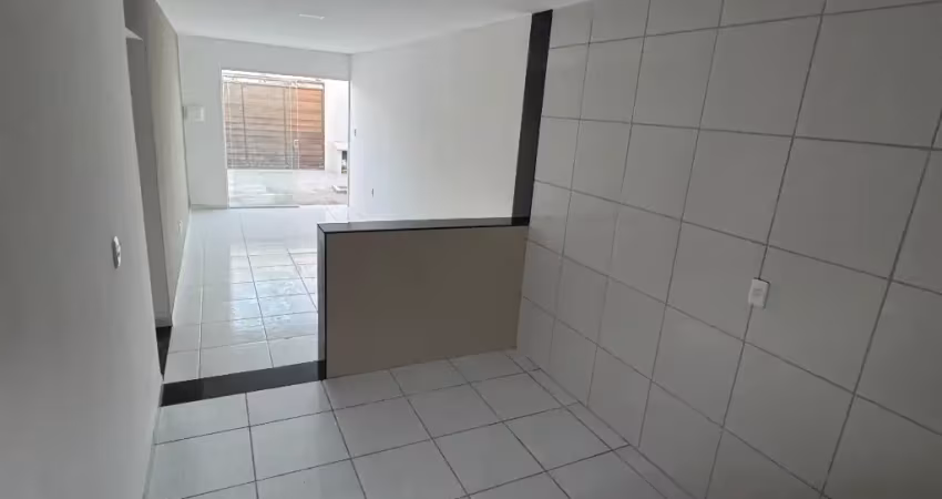 Vendo casa com escritura no bairro nina liberato com 2 quartos