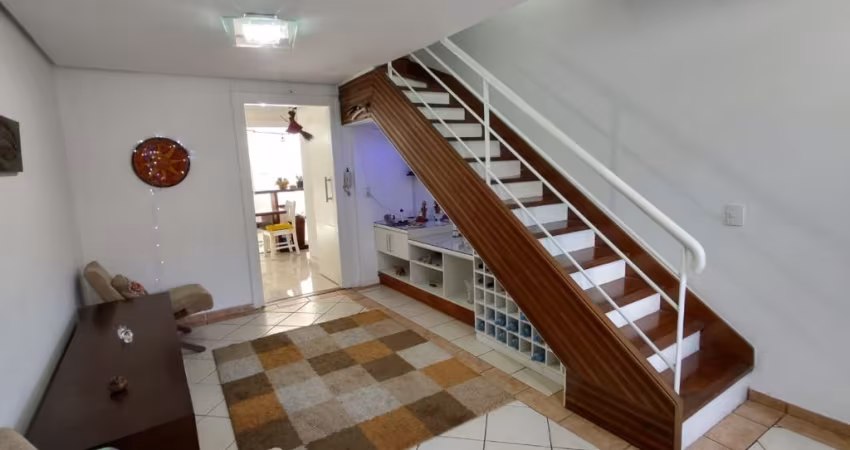 Sobrado para venda com 82 metros quadrados com 2 quartos em Jardim Guerreiro - Cotia - SP