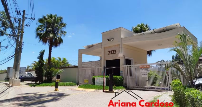 l possui 96 metros quadrSobrado para alugueados com 3 quartos em Paisagem Renoir - Cotia - SP