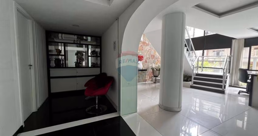 Lindo e amplo 2 quartos de 90m²  na Belisario Augusto - Rua sem saída no melhor ponto do miolo de Icaraí