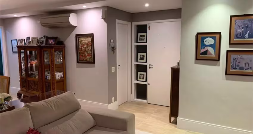 Apartamento com 3 quartos à venda na Rua Embuaçu, Vila Mariana, São Paulo