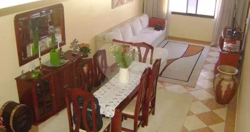 Casa com 3 quartos à venda em Vila Firmiano Pinto - SP
