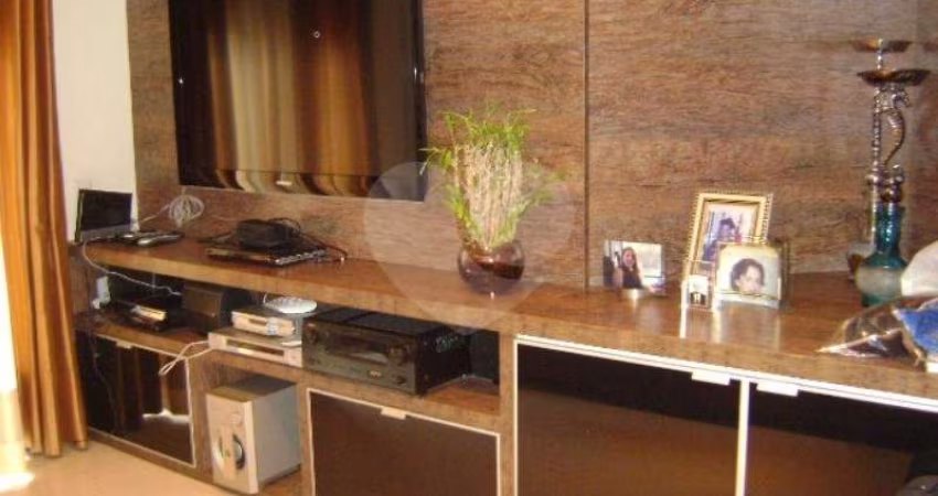 Apartamento com 4 quartos à venda em Indianópolis - SP