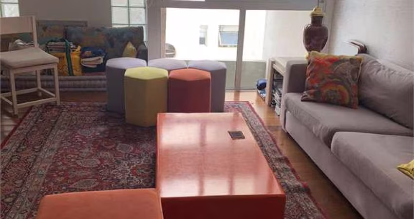 Apartamento com 3 quartos à venda em Indianópolis - SP