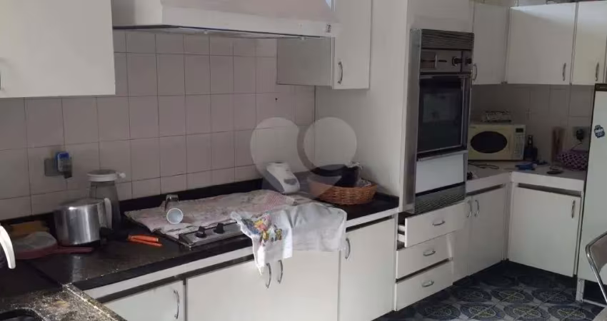 Casa com 3 quartos à venda na Avenida Afonso Mariano Fagundes, Planalto Paulista, São Paulo