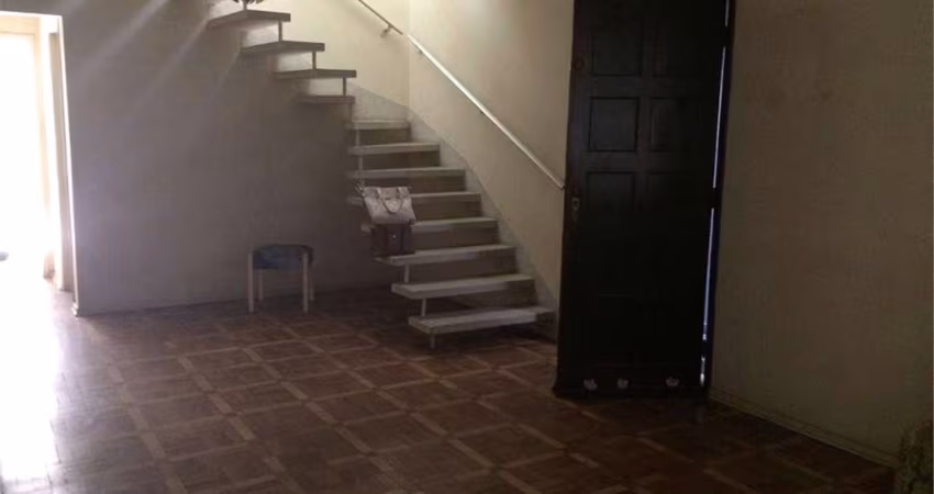 Casa com 3 quartos à venda em Parque Colonial - SP