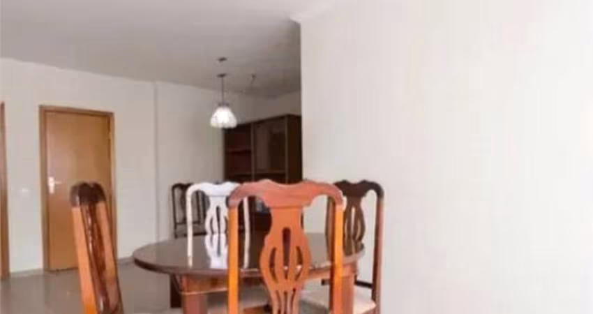 Apartamento com 2 quartos à venda em Cerqueira César - SP