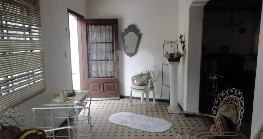 Casa com 3 quartos à venda na Rua Oliveira Lima, Cambuci, São Paulo