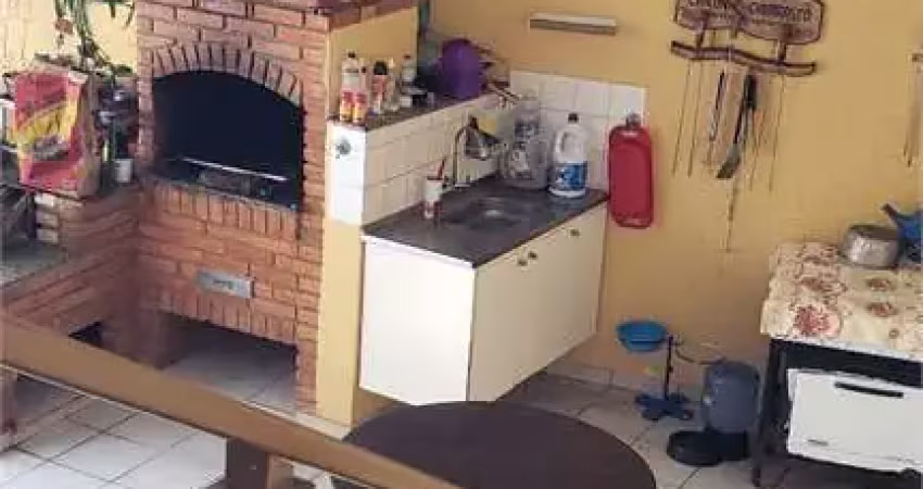 Casa com 3 quartos à venda na Rua dos Parecis, Cambuci, São Paulo