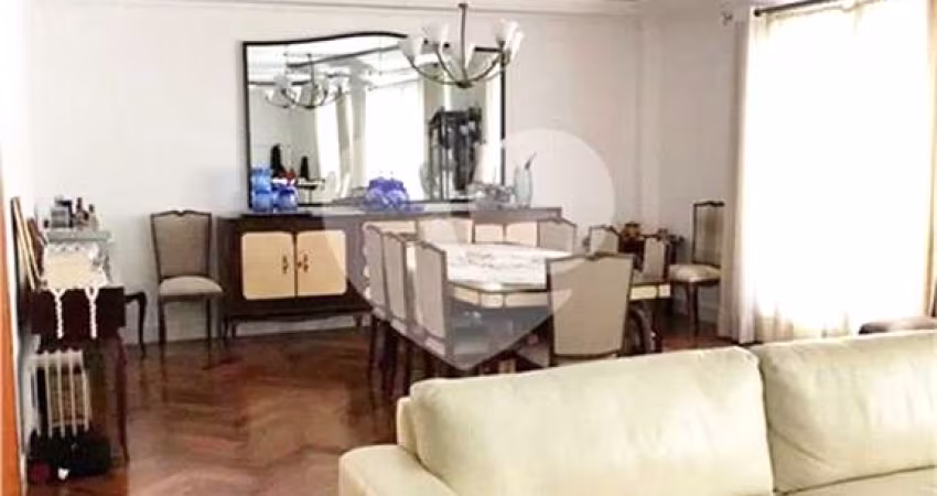 Apartamento com 3 quartos à venda ou para locação em Cambuci - SP