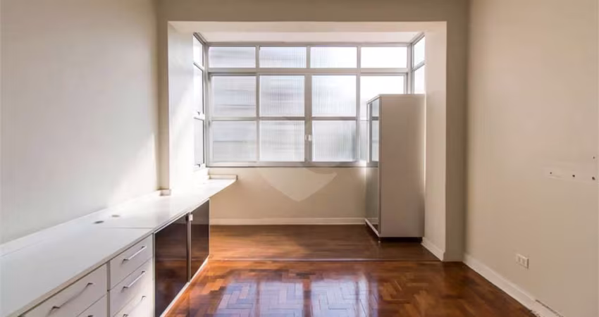 Apartamento com 3 quartos à venda em Higienópolis - SP