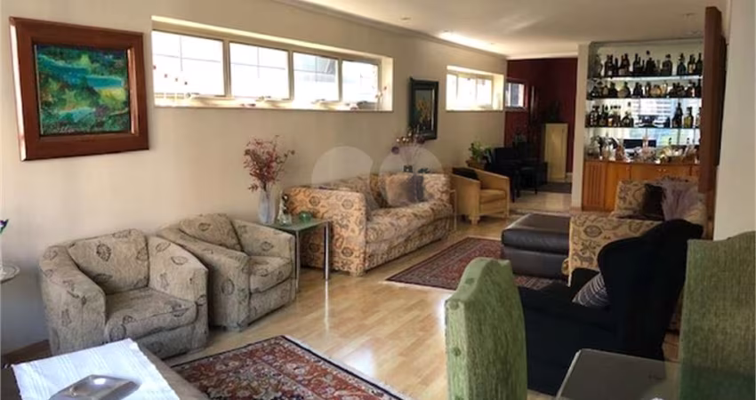 Apartamento com 3 quartos à venda ou para locação em Jardim Paulista - SP
