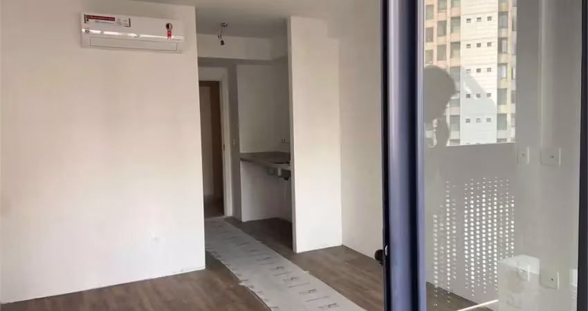 Kitnet / Stúdio à venda na Alameda dos Jurupis, Moema, São Paulo