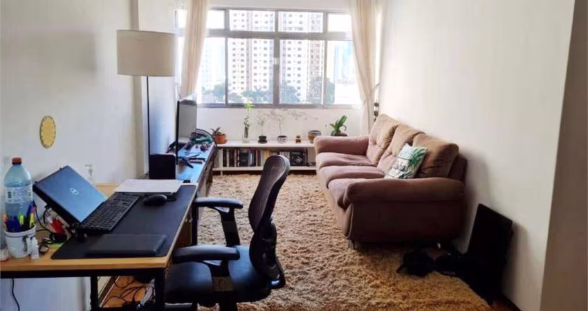 Apartamento com 2 quartos à venda em Aclimação - SP