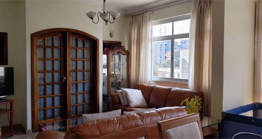 Apartamento com 3 quartos à venda em Jardim Paulista - SP