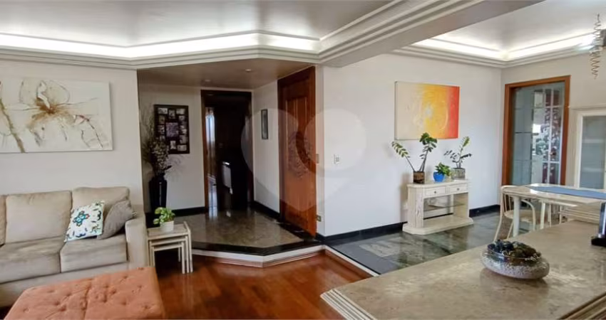 Apartamento com 4 quartos à venda em Bosque Da Saúde - SP