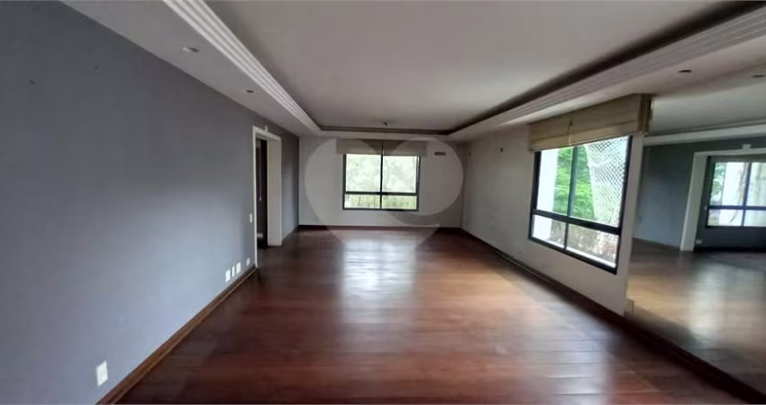 Apartamento com 4 quartos à venda em Real Parque - SP