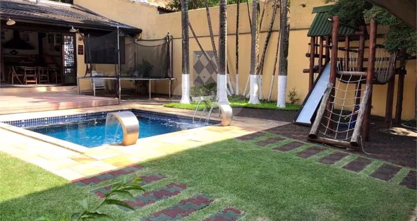 Sobrado com 4 quartos à venda em Campo Belo - SP