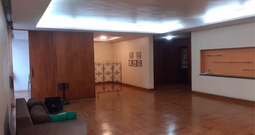 Apartamento com 3 quartos à venda em Santa Cecília - SP