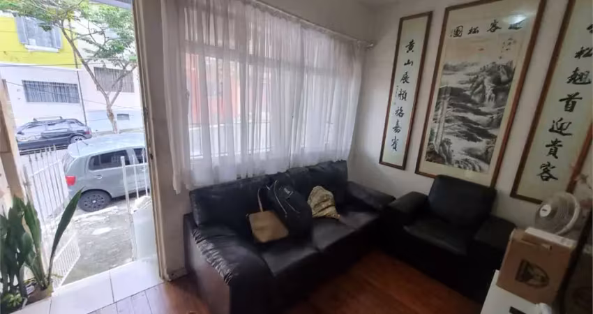 Casa com 3 quartos à venda na Rua Oliveira Peixoto, Aclimação, São Paulo