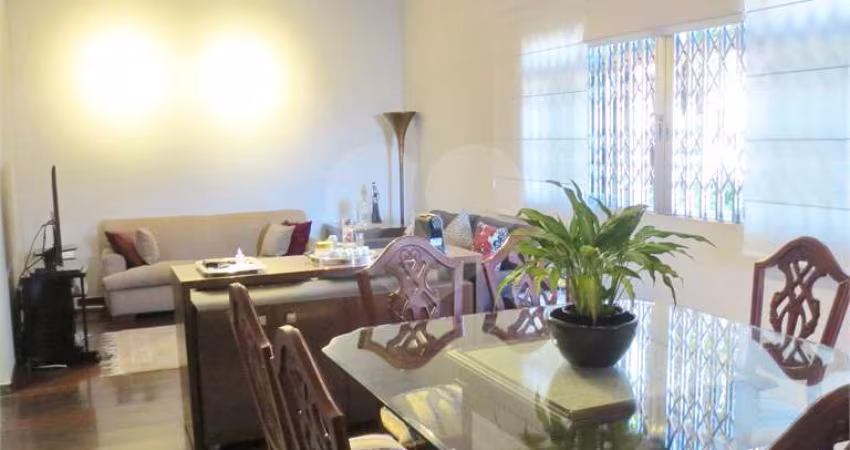 Casa térrea com 3 quartos à venda em Vila Santo Estéfano - SP