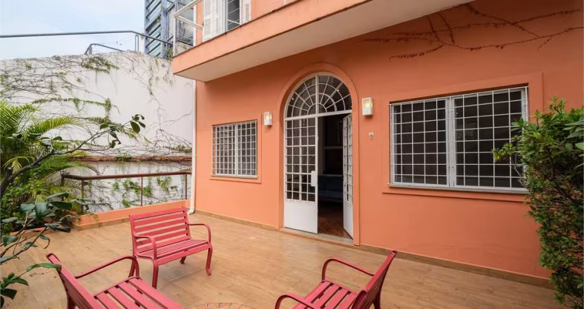 Casa com 3 quartos à venda ou para locação em Jardim Das Bandeiras - SP
