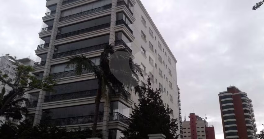 Apartamento com 4 quartos à venda ou para locação em Parque Colonial - SP