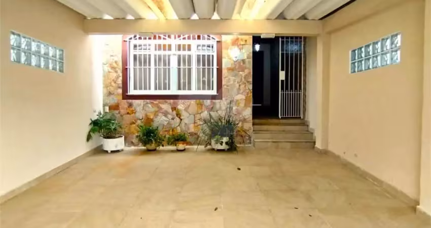 Sobrado com 4 quartos à venda em Jardim Luanda - SP