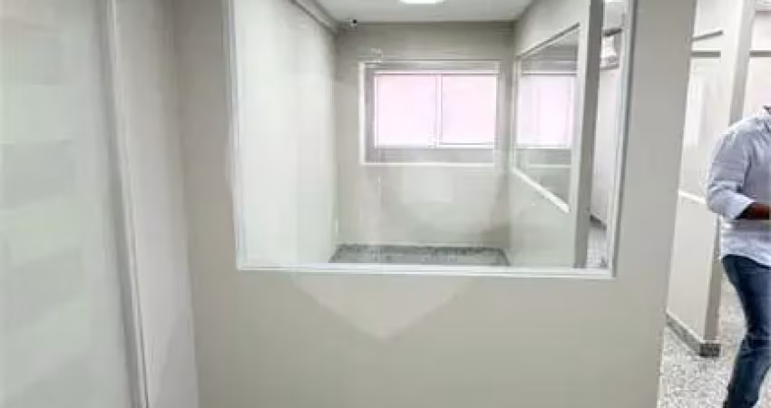 Sala comercial à venda na Rua Joaquim Manuel de Macedo, Barra Funda, São Paulo