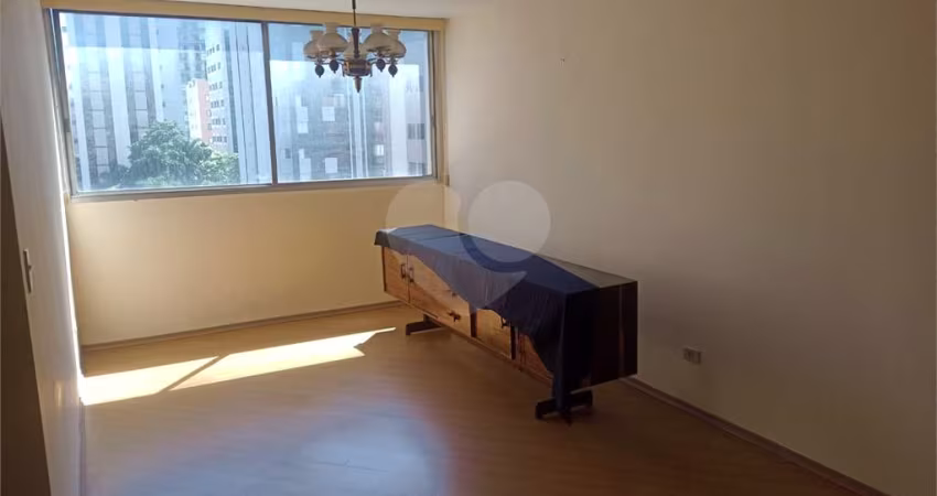 Apartamento com 3 quartos à venda em Vila Olímpia - SP