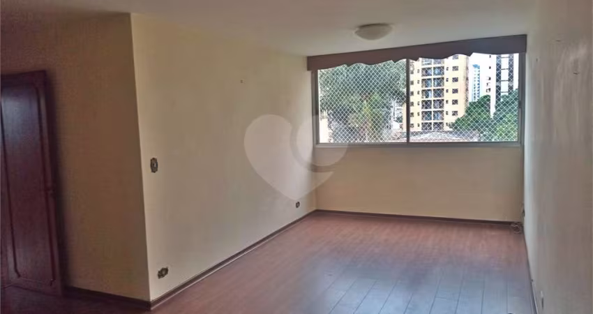 Apartamento com 3 quartos à venda em Vila Olímpia - SP